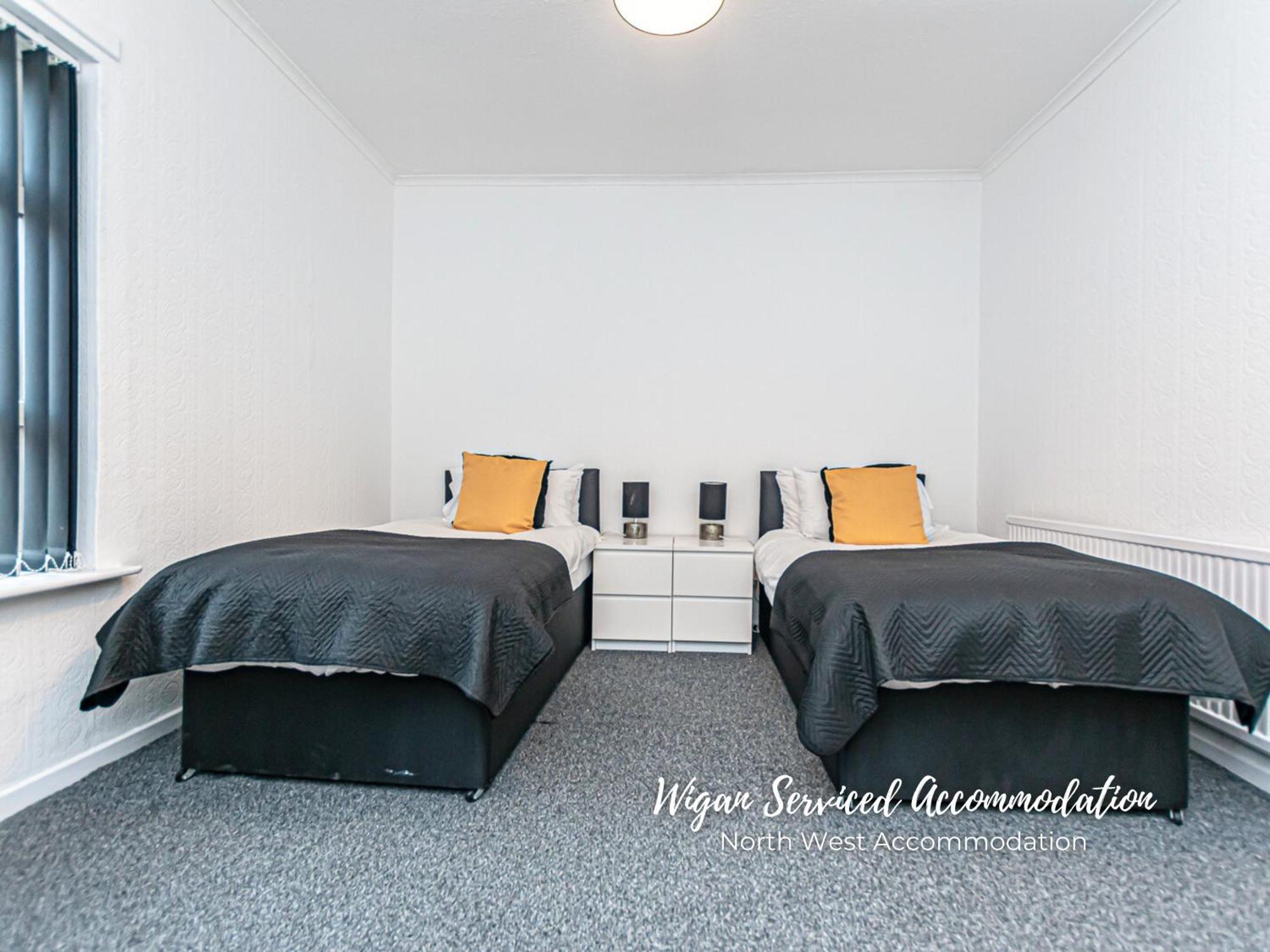 Wigan Serviced Accommodation Екстериор снимка