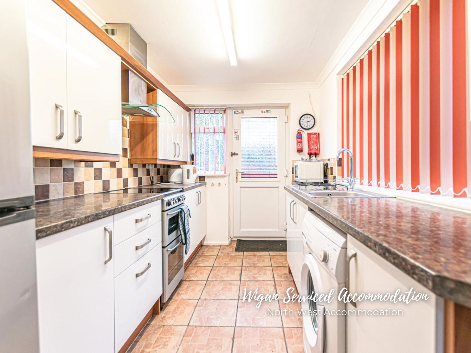 Wigan Serviced Accommodation Екстериор снимка