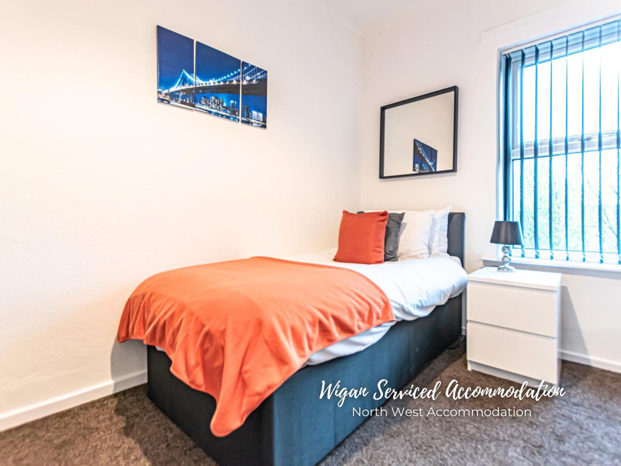 Wigan Serviced Accommodation Екстериор снимка
