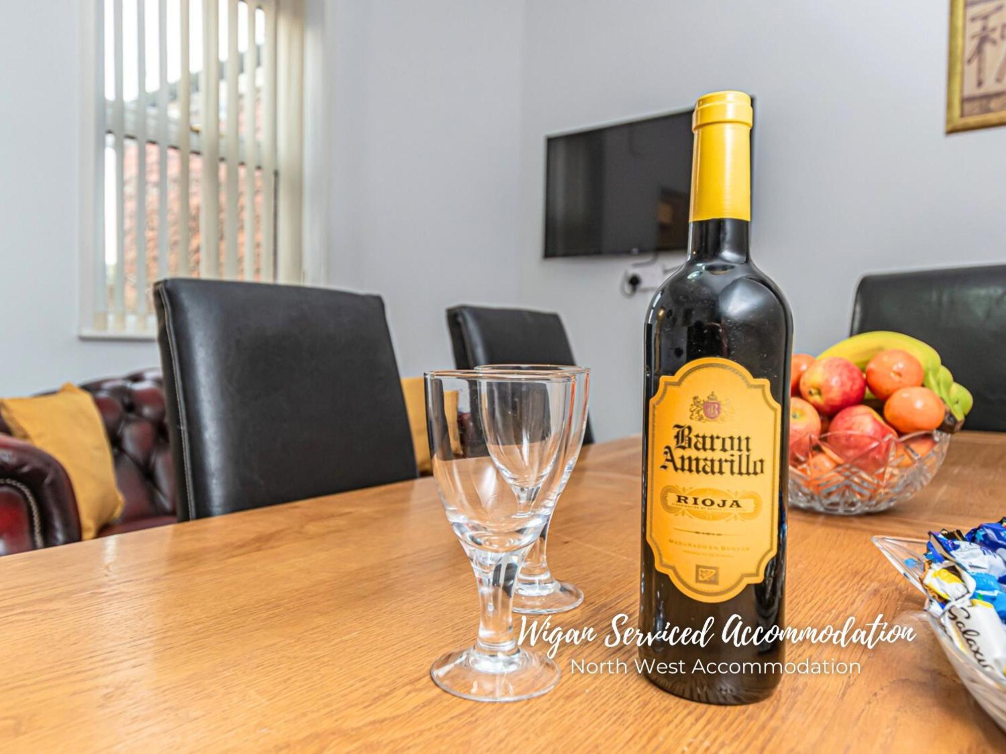 Wigan Serviced Accommodation Екстериор снимка