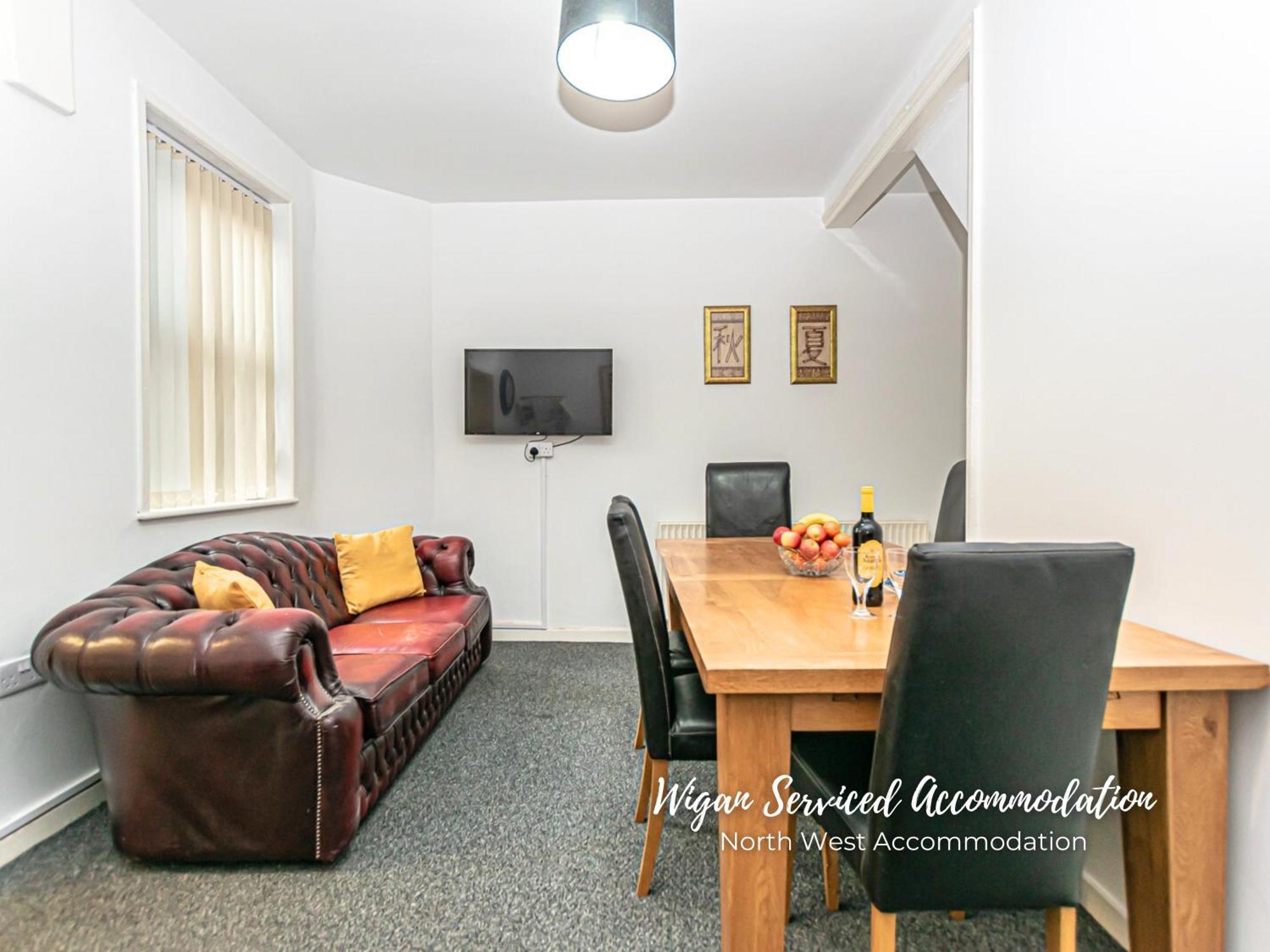 Wigan Serviced Accommodation Екстериор снимка